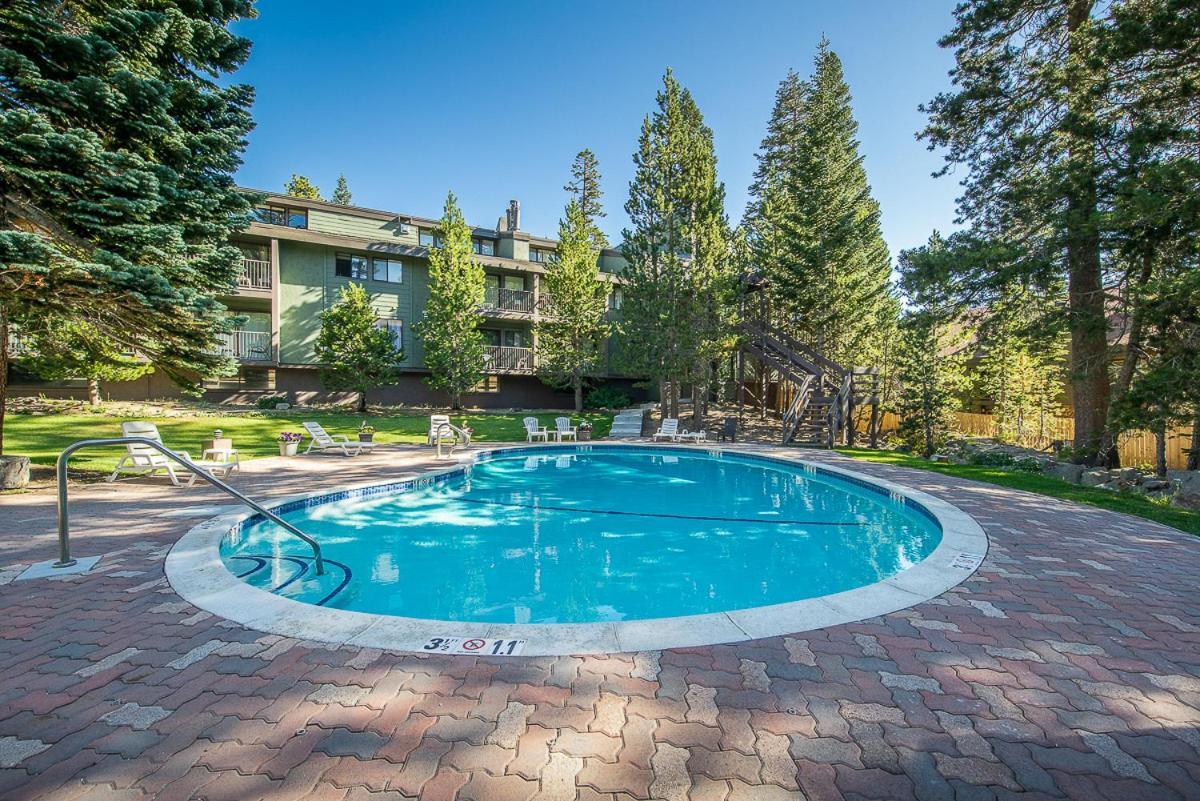Fully Renovated! St Anton #17 Ski In Ski Out 1 Bedroom 1 Bathroom Condo! Sleeps Up To 4! Mammoth Lakes Exterior photo